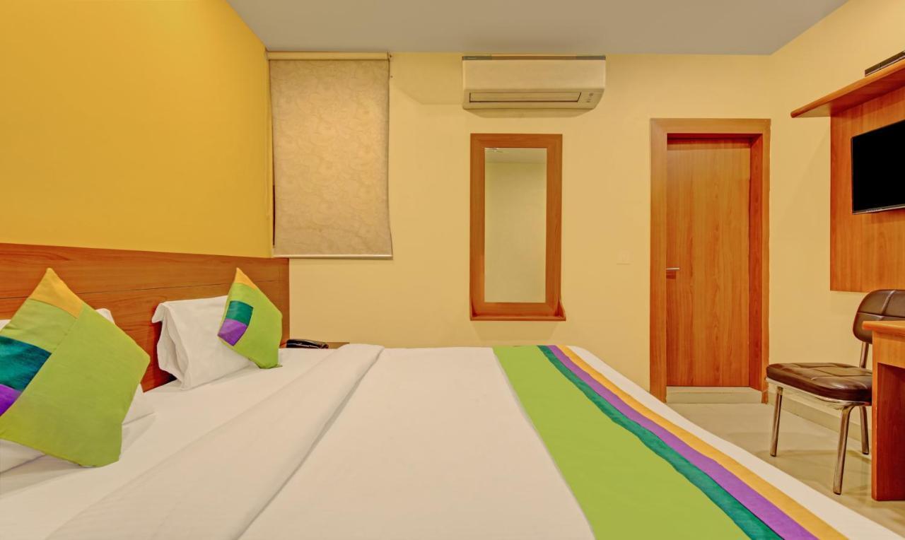 Отель Treebo Tms Residency Нью-Дели Экстерьер фото